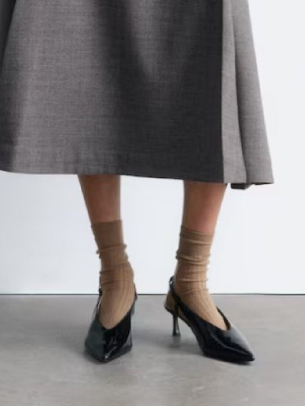 & Other Stories Slingback Pumps in Black leather pointed toe kitten heel - Picture 9 of 9